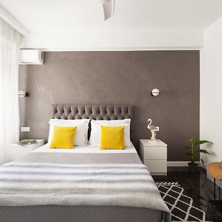 Seaside Apartment By Flisvos Marina Athena Bagian luar foto