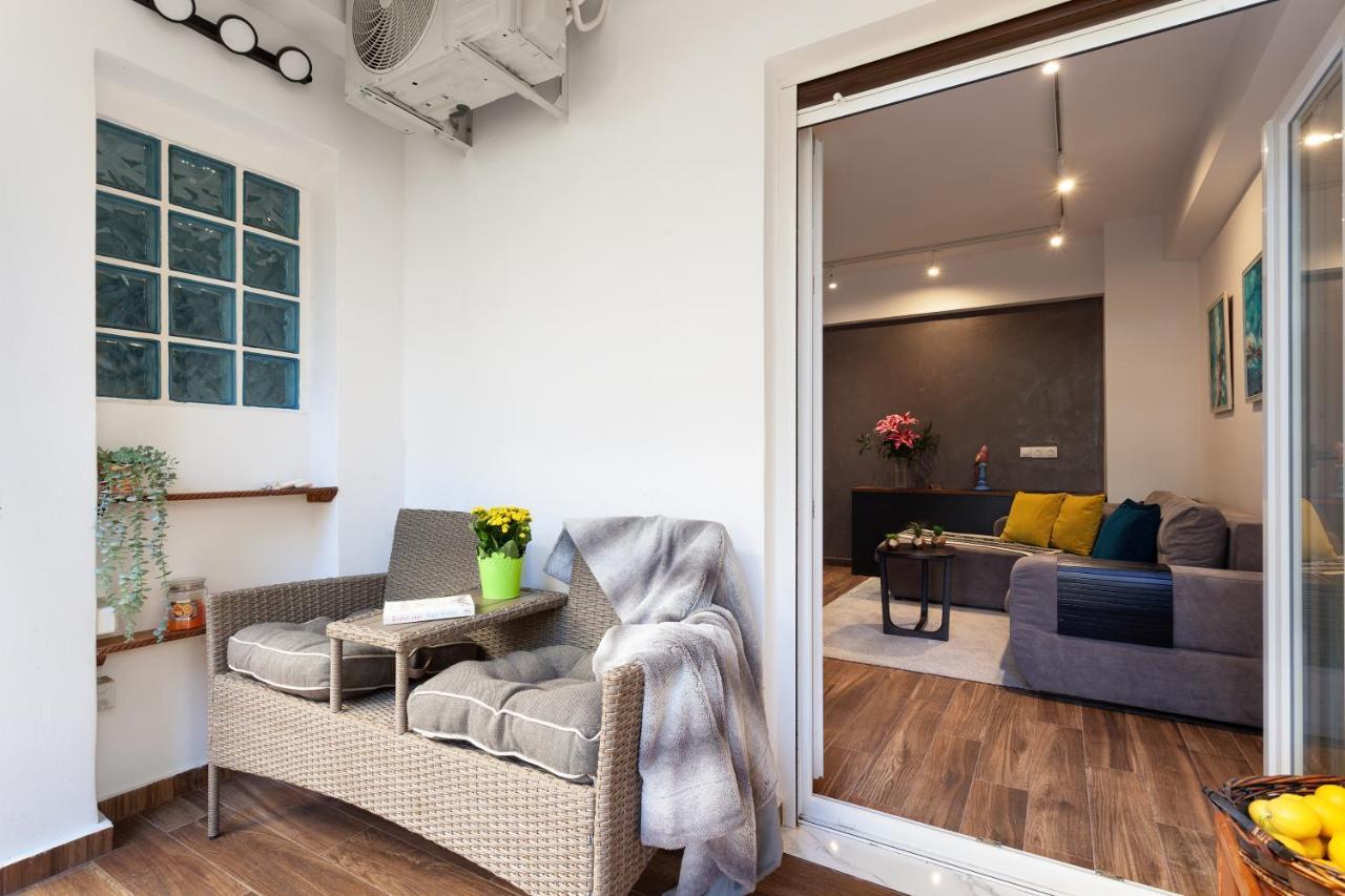 Seaside Apartment By Flisvos Marina Athena Bagian luar foto