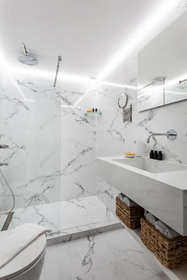 Seaside Apartment By Flisvos Marina Athena Bagian luar foto